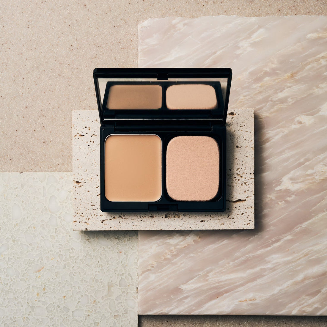 【替スポンジ付き】［レフィル］ブライトニングセラムコンパクト 02オークル - クレコスハウス